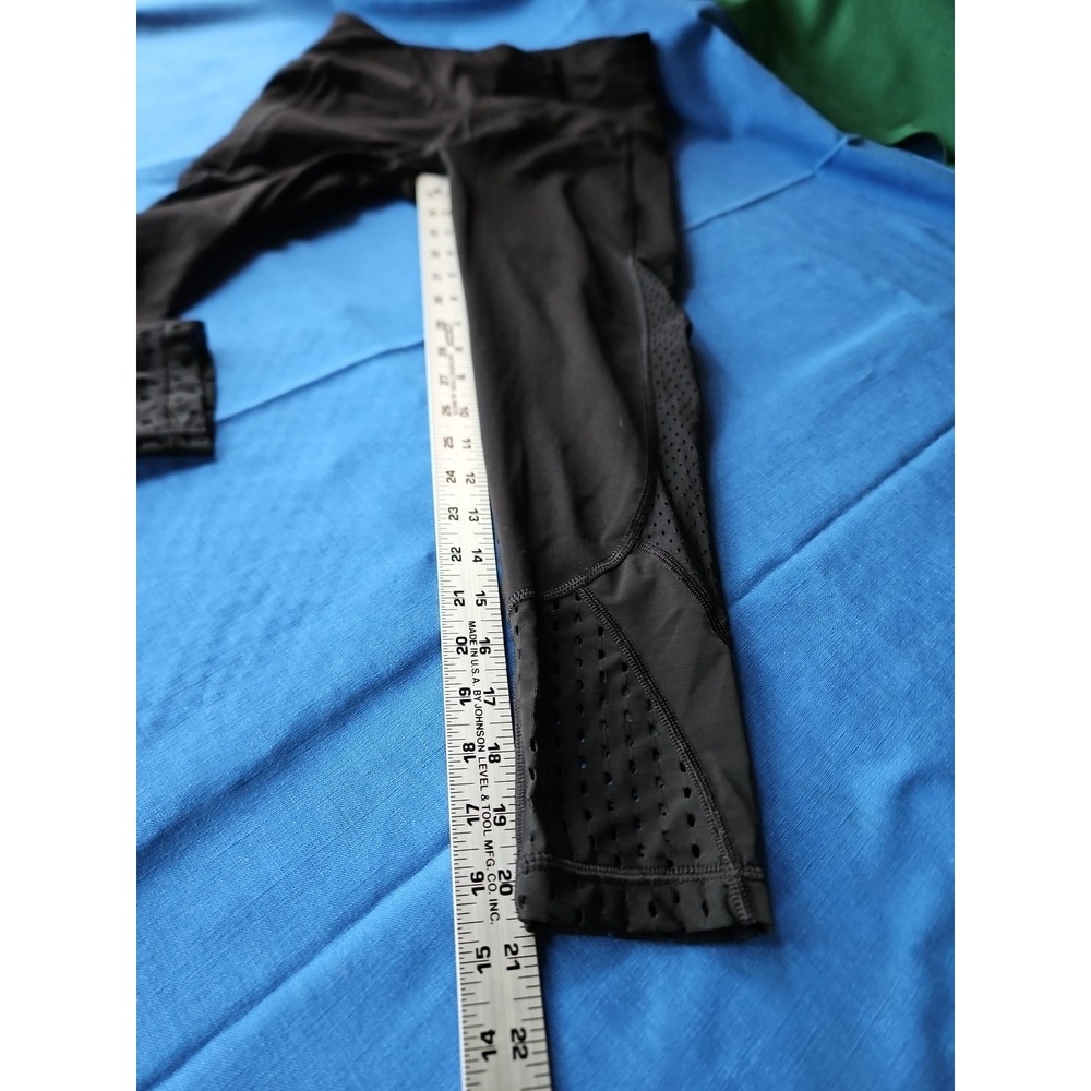 Victoria‎ Sport Leggings MESH SIDES CAPRI Victoria's Secret Workout Yoga XS - Picture 5 of 9
